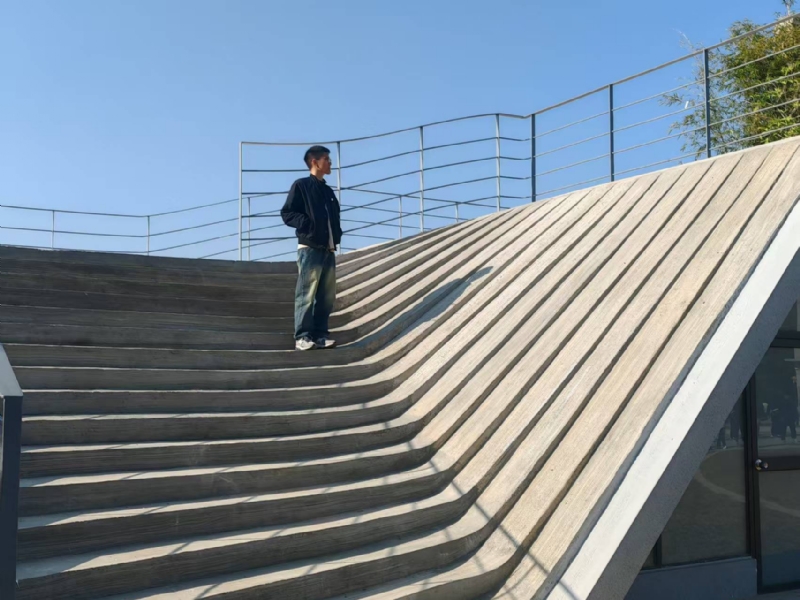 风微心动的第一张照片--烟台相亲服务中心