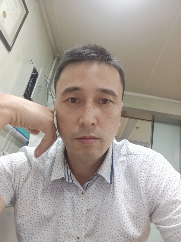 笑看一切的第三张照片--烟台相亲服务中心