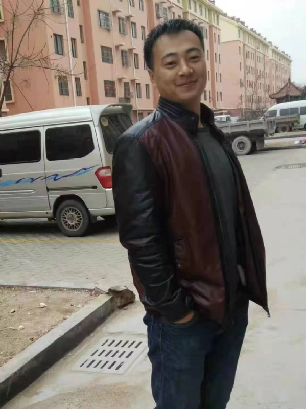 云淡风轻的第一张照片--烟台相亲服务中心