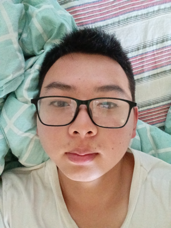 小黄的第四张照片--烟台相亲服务中心