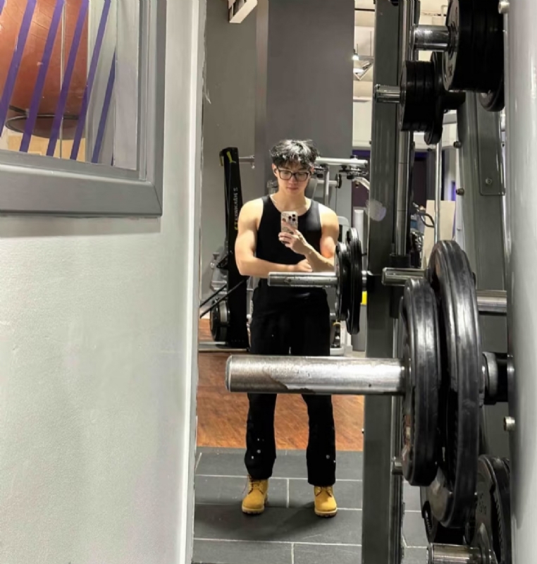 yuiop的第一张照片--烟台相亲服务中心