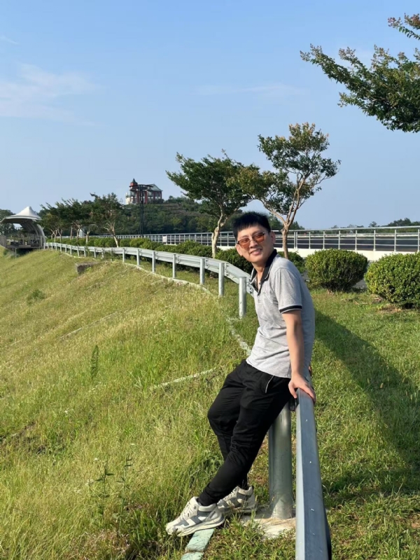 悠人的第一张照片--烟台相亲服务中心