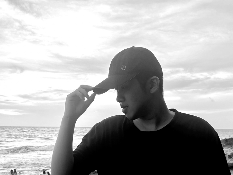 FENG的第二张照片--烟台相亲服务中心