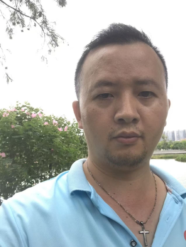 彭长权的第一张照片--烟台相亲服务中心