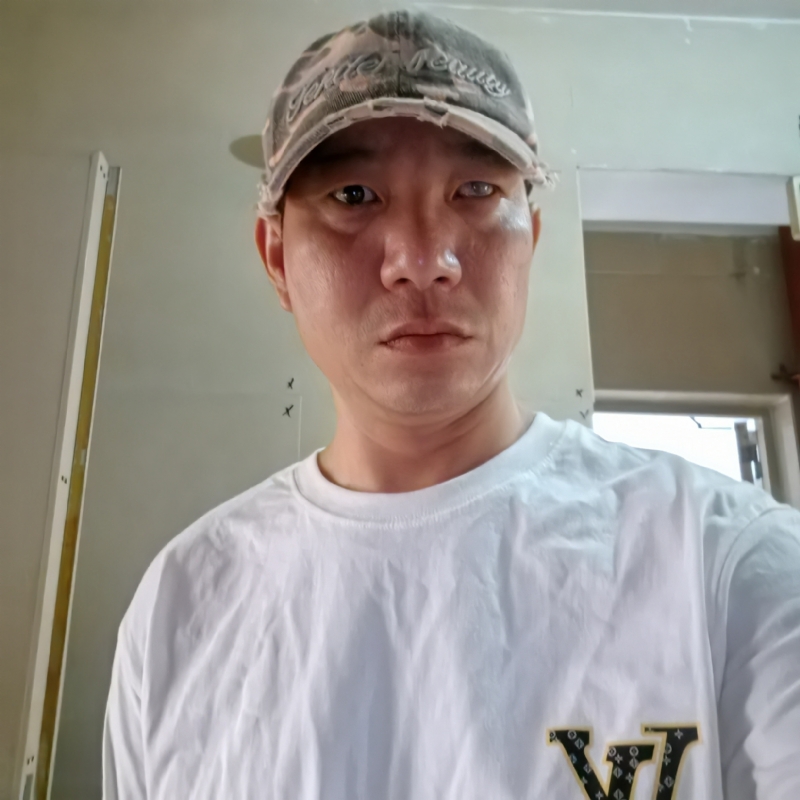 小心做人的第一张照片--烟台相亲服务中心