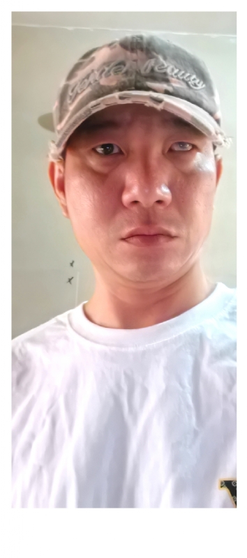 小心做人的第三张照片--烟台相亲服务中心