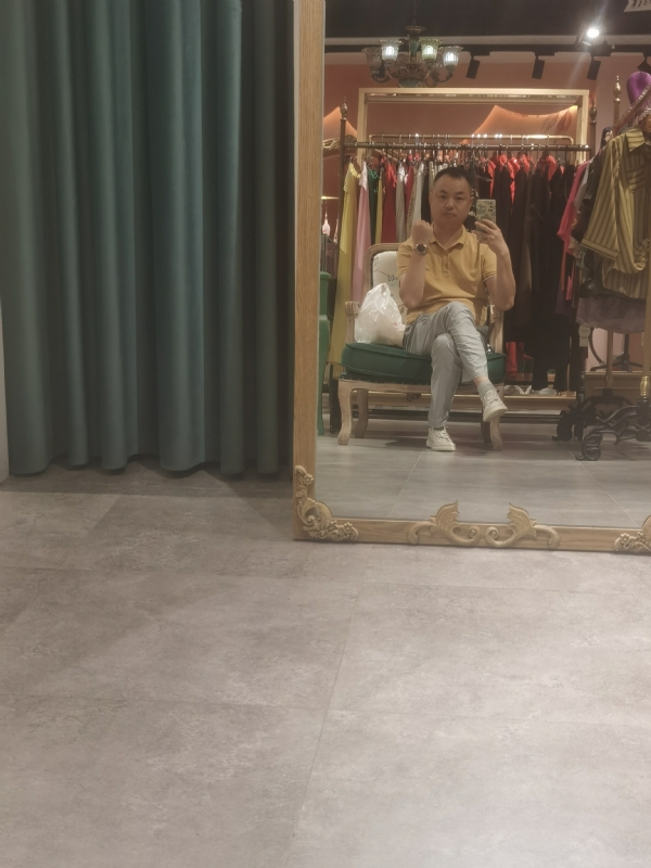 zhaofuwu的第一张照片--烟台相亲服务中心