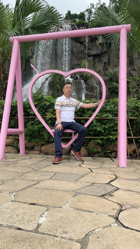 zhaofuwu的第六张照片--烟台相亲服务中心