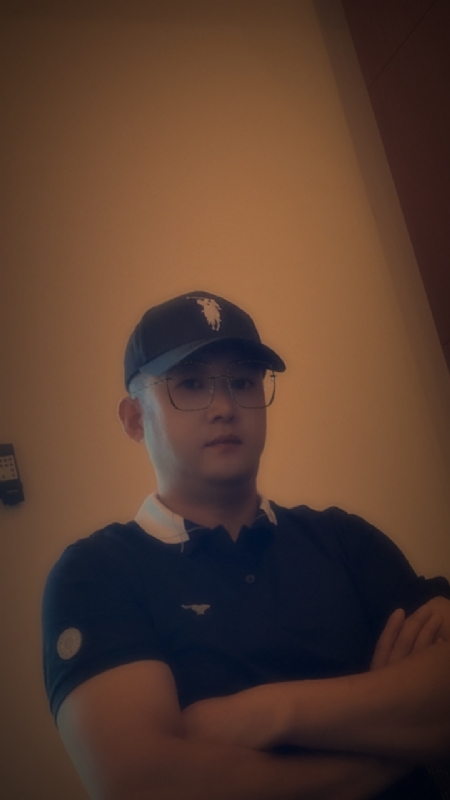 Mr王的第二张照片--烟台相亲服务中心