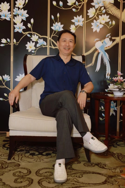 蒋老师的第二张照片--烟台相亲服务中心