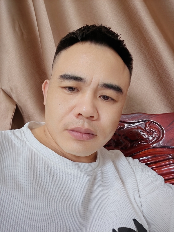 下一站的我的第一张照片--烟台相亲服务中心