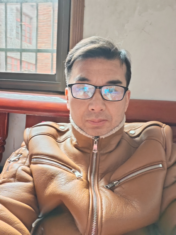 弹簧的第一张照片--烟台相亲服务中心