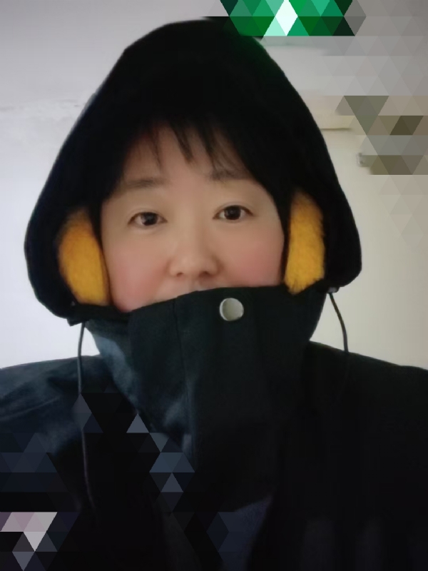 爱温暖人心的第一张照片--烟台相亲服务中心