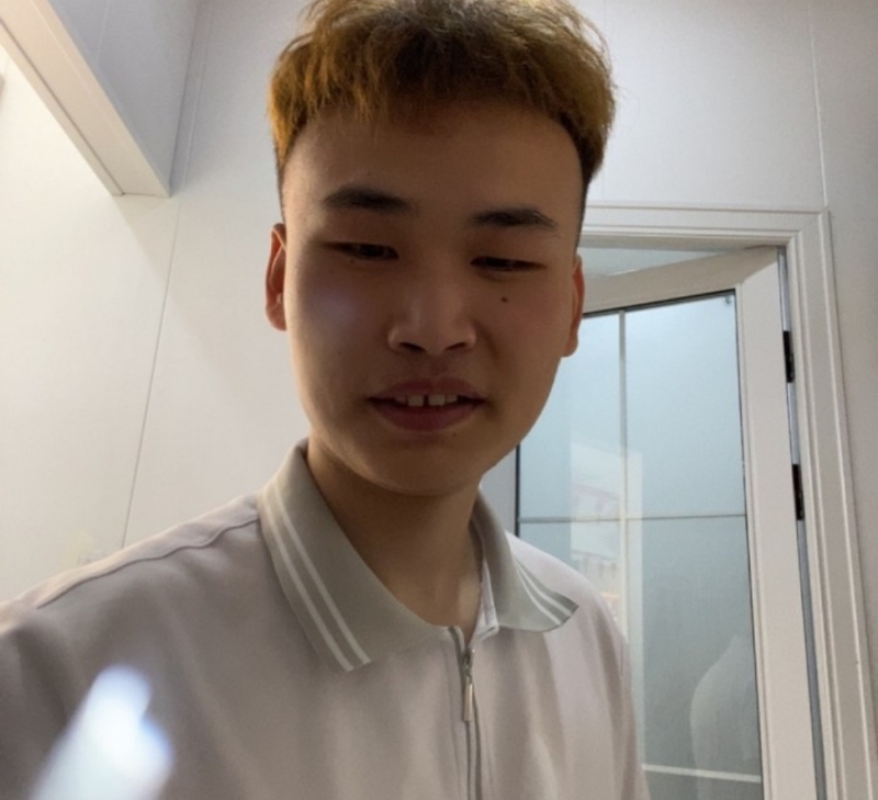 我爱大猪肘的第一张照片--烟台相亲服务中心