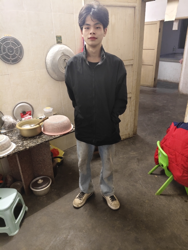 铭泽的第一张照片--烟台相亲服务中心