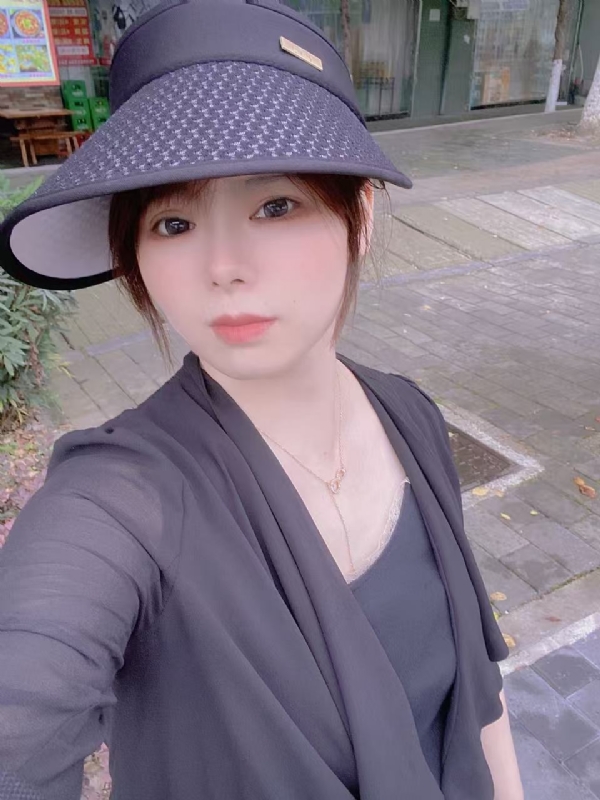 敏宝的第三张照片--烟台相亲服务中心