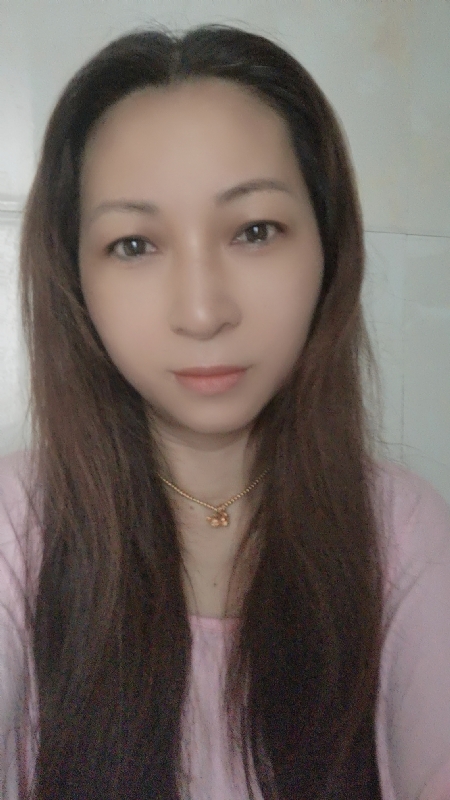 依依的第一张照片--烟台相亲服务中心