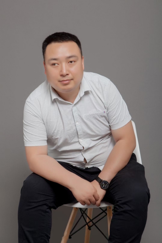 带着梦想去旅行的第一张照片--烟台相亲服务中心