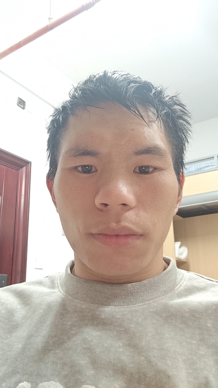 阳光的第二张照片--烟台相亲服务中心