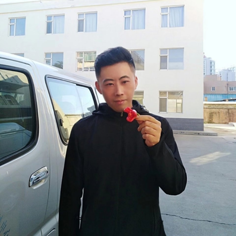 李信的第一张照片--烟台相亲服务中心