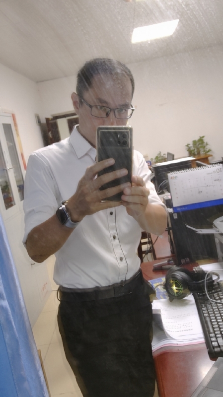 老蔡先生的第一张照片--烟台相亲服务中心