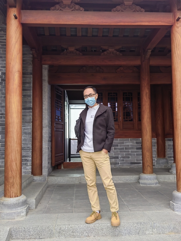 老蔡先生的第七张照片--烟台相亲服务中心