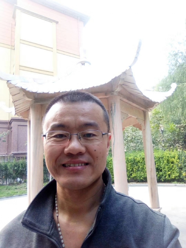 撸起袖子加油干的第一张照片--烟台相亲服务中心