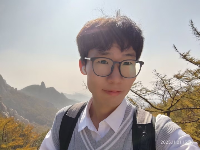 静檀的第三张照片--烟台相亲服务中心