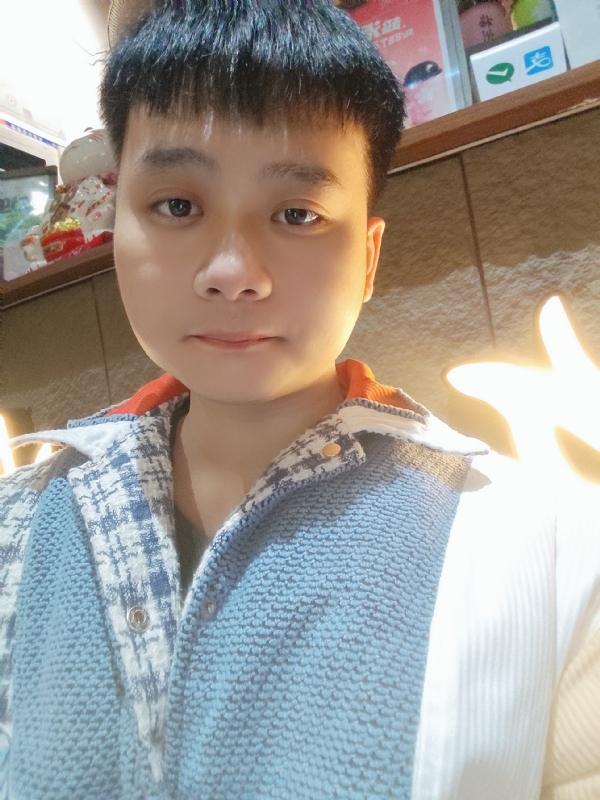 侯侯的第一张照片--烟台相亲服务中心