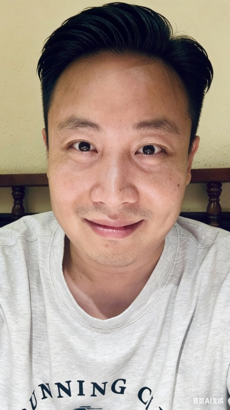 巾凡的第二张照片--烟台相亲服务中心