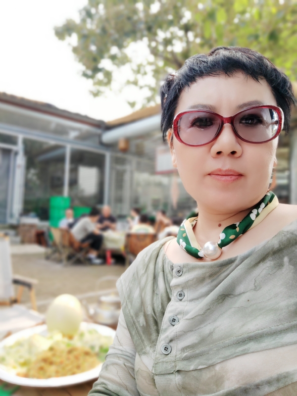 初见的第一张照片--烟台相亲服务中心