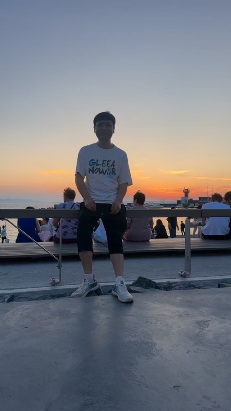 海上没有小龙虾的第二张照片--烟台相亲服务中心