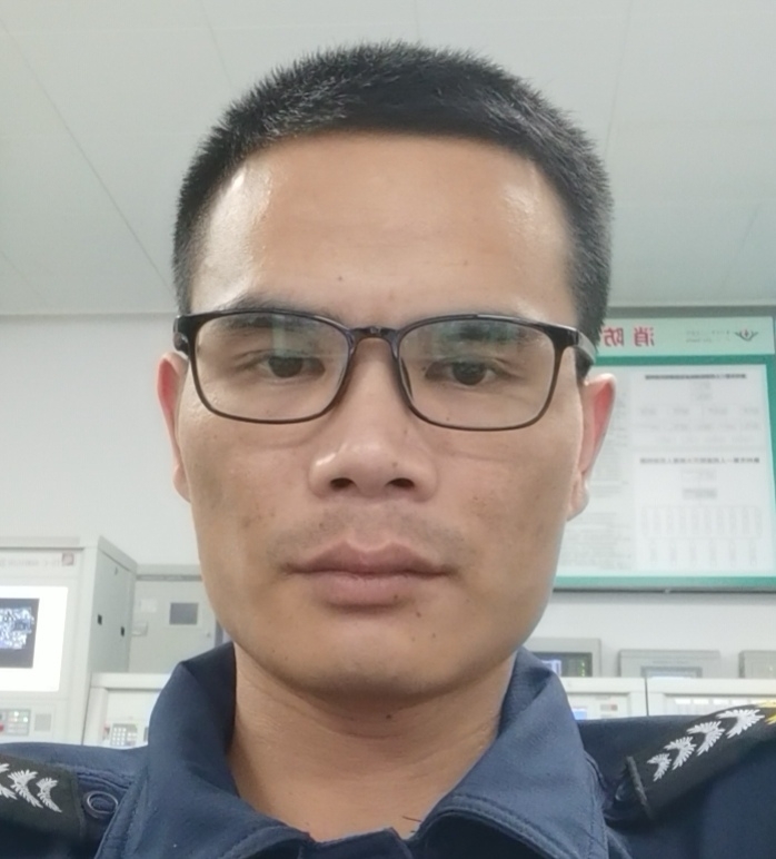 一直都在的第三张照片--烟台相亲服务中心