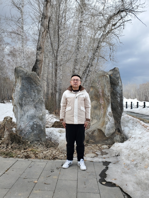 痴心绝对的第二张照片--烟台相亲服务中心