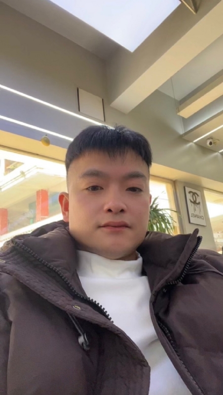 廾匸的第一张照片--烟台相亲服务中心