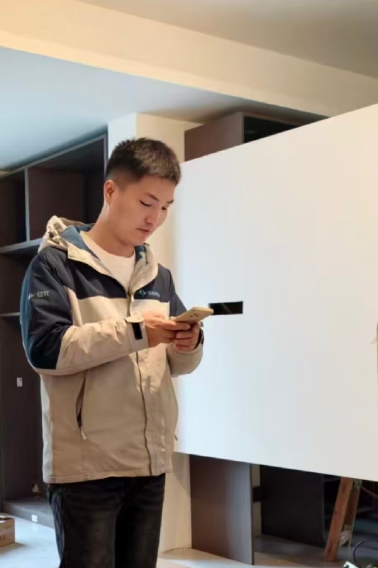 熊展的第一张照片--烟台相亲服务中心