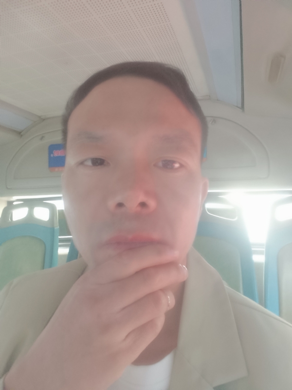 青盘的第一张照片--烟台相亲服务中心