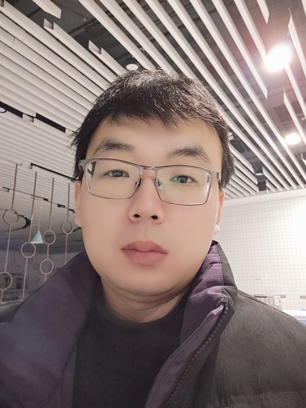 小辉的第一张照片--烟台相亲服务中心