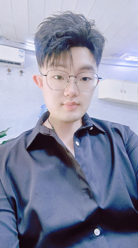 赵财进宝的第二张照片--烟台相亲服务中心