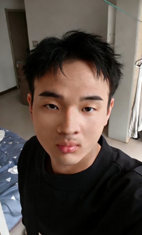 玉龙很深情的第一张照片--烟台相亲服务中心