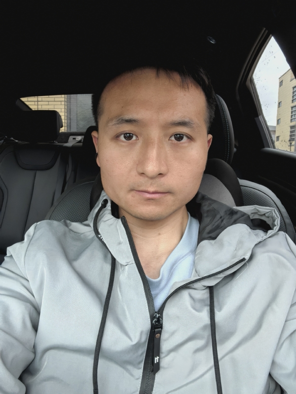 郑涛尔的第二张照片--烟台相亲服务中心