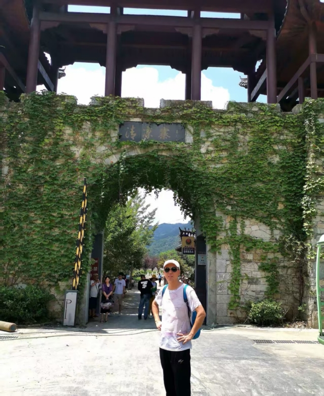 品心人的第一张照片--烟台相亲服务中心