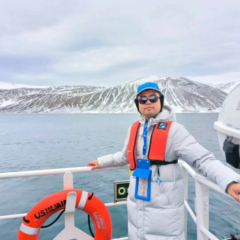 欢乐的笑的第三张照片--烟台相亲服务中心