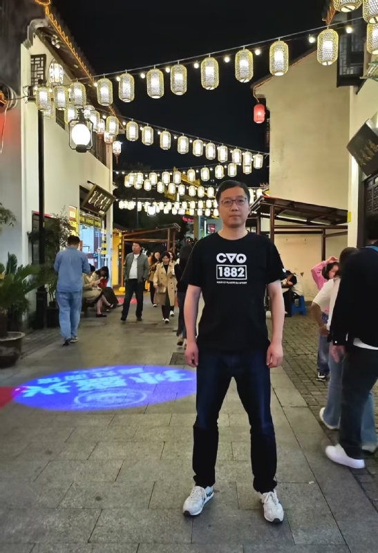 张楚岚的第一张照片--烟台相亲服务中心