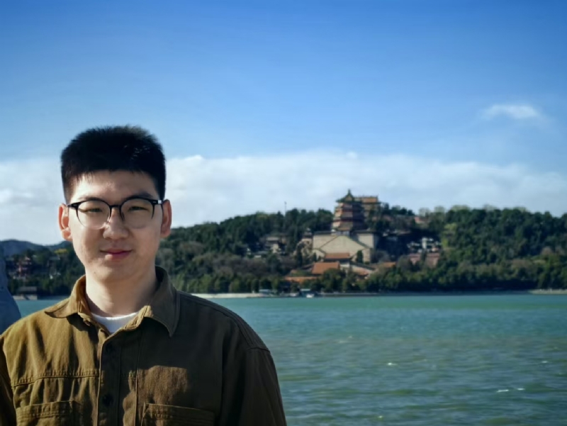 锦瑟无端五十弦的第二张照片--烟台相亲服务中心