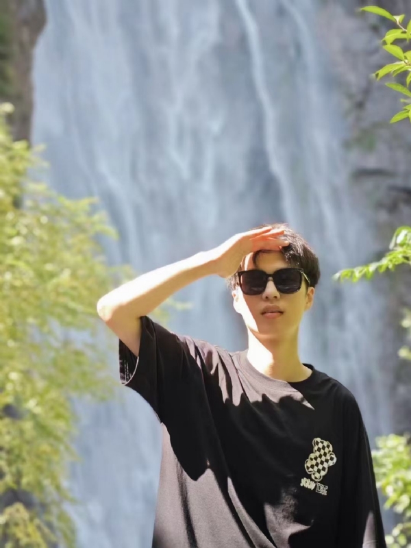 大橙子的第一张照片--烟台相亲服务中心