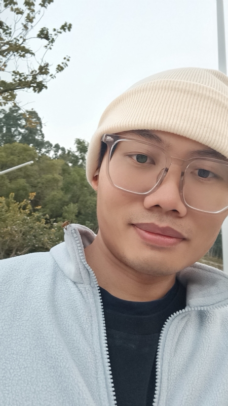 书衣的第一张照片--烟台相亲服务中心