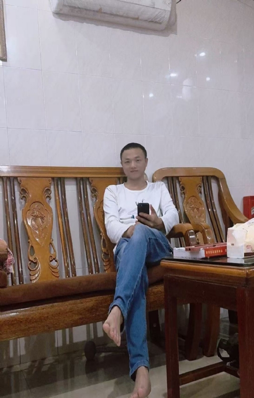 知年的第三张照片--烟台相亲服务中心